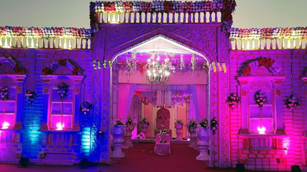 Hotel Kailash Mansarover And Banquet HallHotel